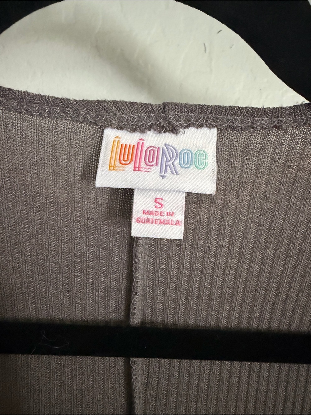 LuLaRoe Ribbed Sleeveless Open Front Duster Cardigan in Charcoal - Picture 2 of 3